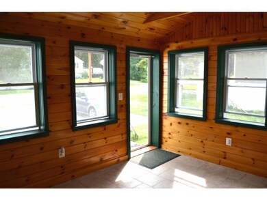 10 Millbrook Dr, Milford, NH 03055 - photo 4