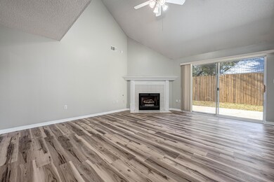 856 Mande Ct-Shalimar-11
