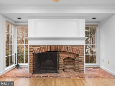 6416 Little Leigh Ct, Cabin John, MD 20818 - photo 6