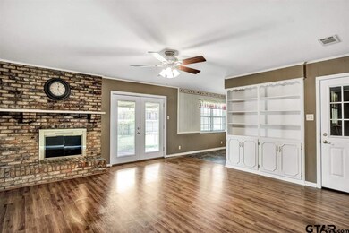 219 E Samuel St, Tyler, TX 75701 - photo 6