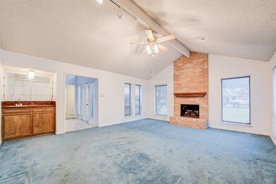 14915 Shady Bend Dr, Houston, TX 77070 - photo 5