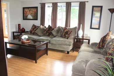 700 Freeman Rd, Central Point, OR 97502 - photo 4