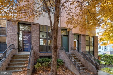 119 Station Mews N, Baltimore, MD 21202 - photo 2