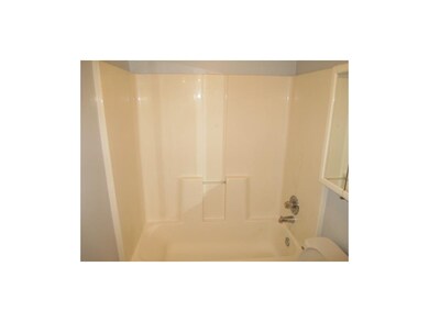 407 9th St, Osawatomie, KS 66064 - photo 4