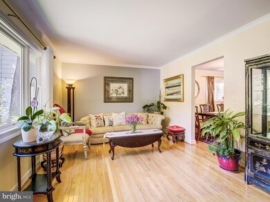 5907 Mustang Dr, Riverdale, MD 20737 - photo 5