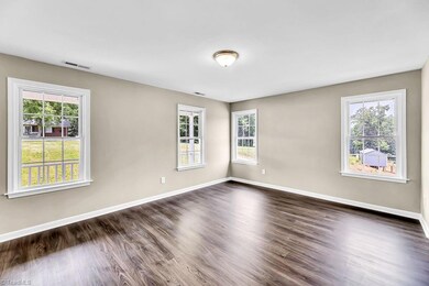 877 Breeze Hill Rd, Asheboro, NC 27203 - photo 7