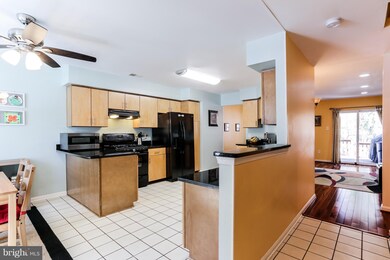 8048 Upperfield Ct, Owings Mills, MD 21117 - photo 3