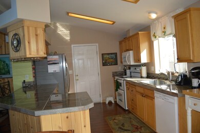 552 Canyon Dr, East Wenatchee, WA 98802 - photo 7