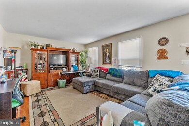 1529 Harford Square Dr, Edgewood, MD 21040 - photo 4