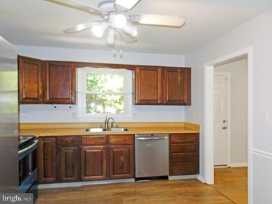 21550 Morris Dr, Lexington Park, MD 20653 - photo 3