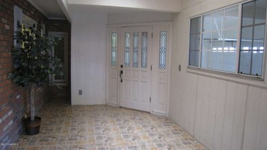 ENTRYWAY DOOR TO GARAGE