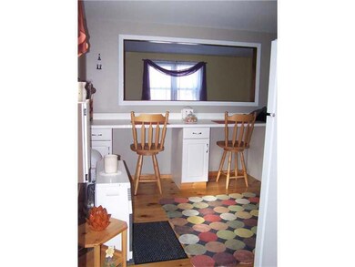 Kitchen. Breakfast bar