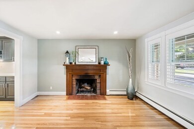 10 Bradford Rd, Burlington, MA 01803 - photo 3