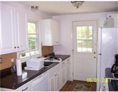 280 W Central St unit 1, Franklin, MA 02038 - photo 3