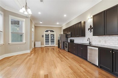 Sleek, spacious, modern kitchen with all the ameni