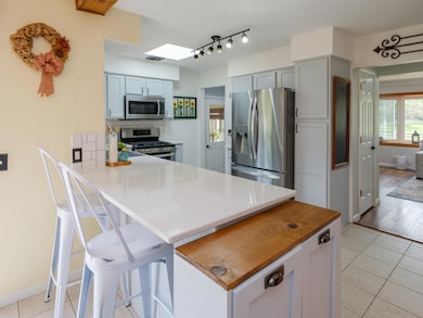 934 N 7th St-107