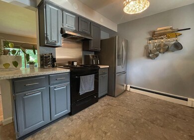 152 Mckeen St unit B8, Brunswick, ME 04011 - photo 2