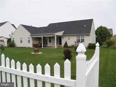 2648 Halleck Dr, Whitehall, PA 18052 - photo 6