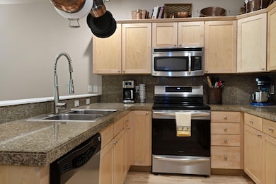 720 N Hindeman St, Sisters, OR 97759 - photo 7