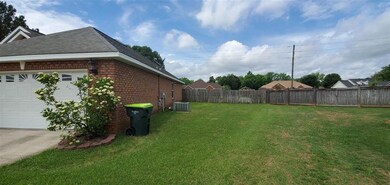 136 Emberly Ln, Warner Robins, GA 31088 - photo 2