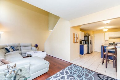 1974 Town Dr, Naperville, IL 60565 - photo 7