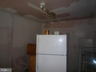 511 Park Ave, Baltimore, MD 21201 - photo 5