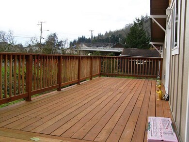 FRONT DECK