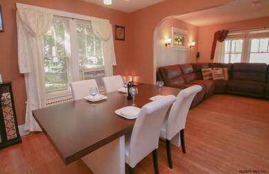 15 S Marshall St, Albany, NY 12209 - photo 4