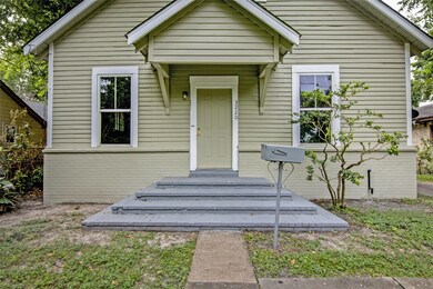 3220 Melbourne St, Houston, TX 77026 - photo 4