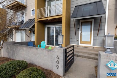 609 Lochlyn Hill Dr, Charlottesville, VA 22901 - photo 2