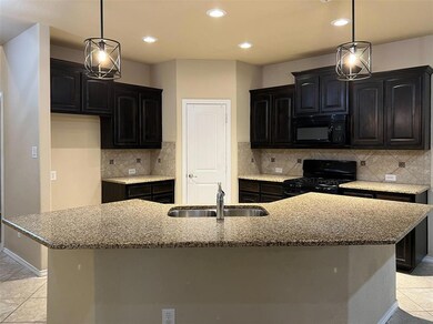 5029 Splitrock Dr, Denton, TX 76210 - photo 4