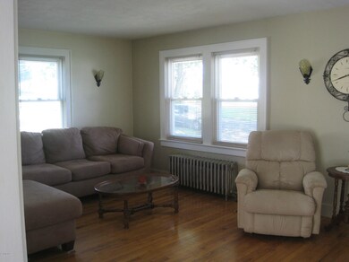 34 Rhode Island Ave, Pittsfield, MA 01201 - photo 5