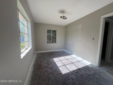 1288 Peacefield Dr, Jacksonville, FL 32205 - photo 7