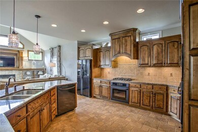 24123 W 68th St, Shawnee, KS 66226 - photo 6