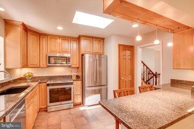 2212 Toronto St, Falls Church, VA 22043 - photo 6