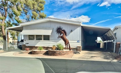 4606 Royal Ridge Way, Las Vegas, NV 89103 - photo 2