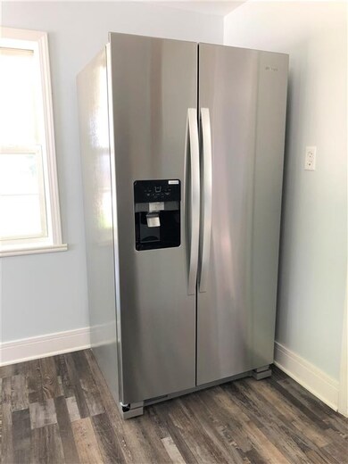 402 W Michigan St, New Carlisle, IN 46552 - photo 7