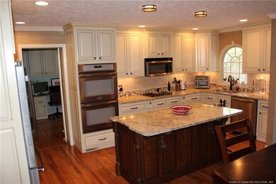 2606 Mirror Lake Dr, Fayetteville, NC 28303 - photo 6