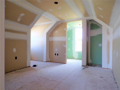 184 Niantic Rd, Barto, PA 19504 - photo 3