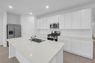 7739 Evening Emerald Dr, Rosharon, TX 77583 - photo 4