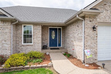 4304 Joann Ct, Floyds Knobs, IN 47119 - photo 3