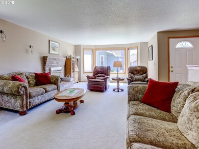 Living Room/Dining Room