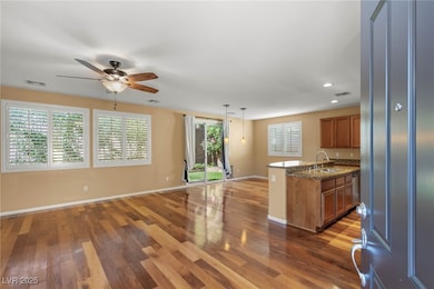 957 Ambrosia Dr, Las Vegas, NV 89138 - photo 4