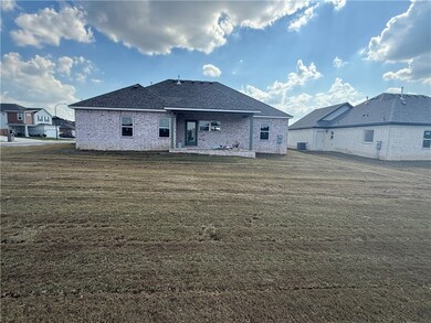 1409 Latium St, Siloam Springs, AR 72761 - photo 5