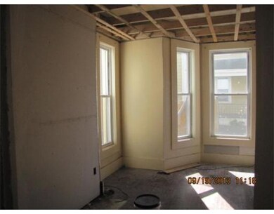 9 Freeland St, Worcester, MA 01603 - photo 6