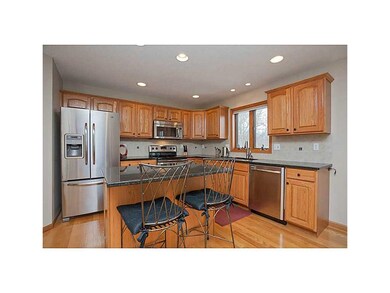 Eat-in Kitchen.