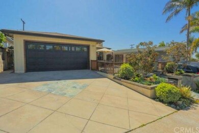 Charming Beach Bungalow!