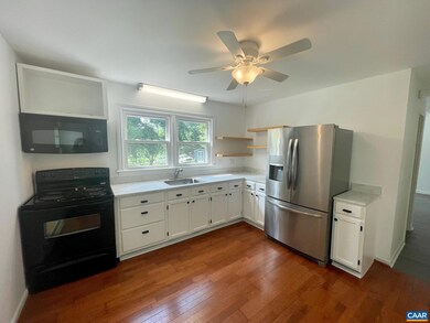 5668 Jefferson Mill Rd, Scottsville, VA 24590 - photo 7