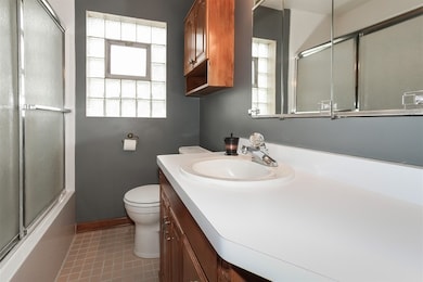 1161 S 2nd Ave, Des Plaines, IL 60016 - photo 5