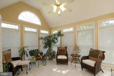 3659 Thomasson Crossing Dr, Triangle, VA 22172 - photo 6